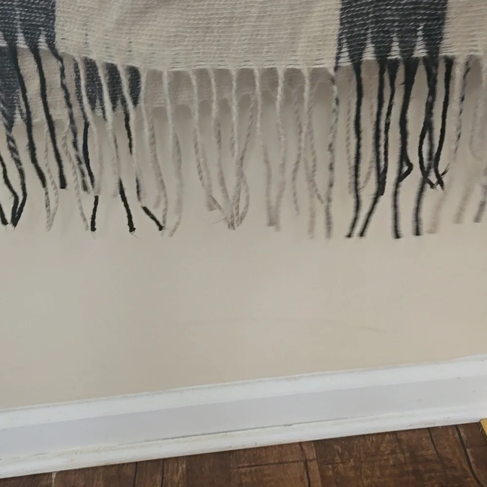 Banana Republic Neutral Plaid Fringe Wrap – One‎ Size Cashmere Blend Poncho